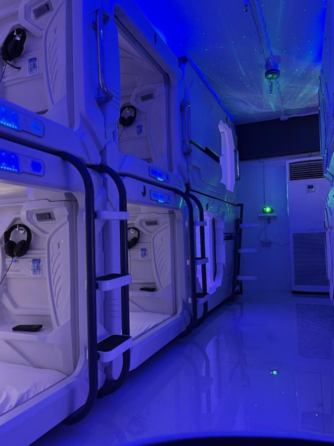 Bmax Spacepods Sleep In Space - 4Mins From Mactan Airport Lapu-Lapu City Exterior foto