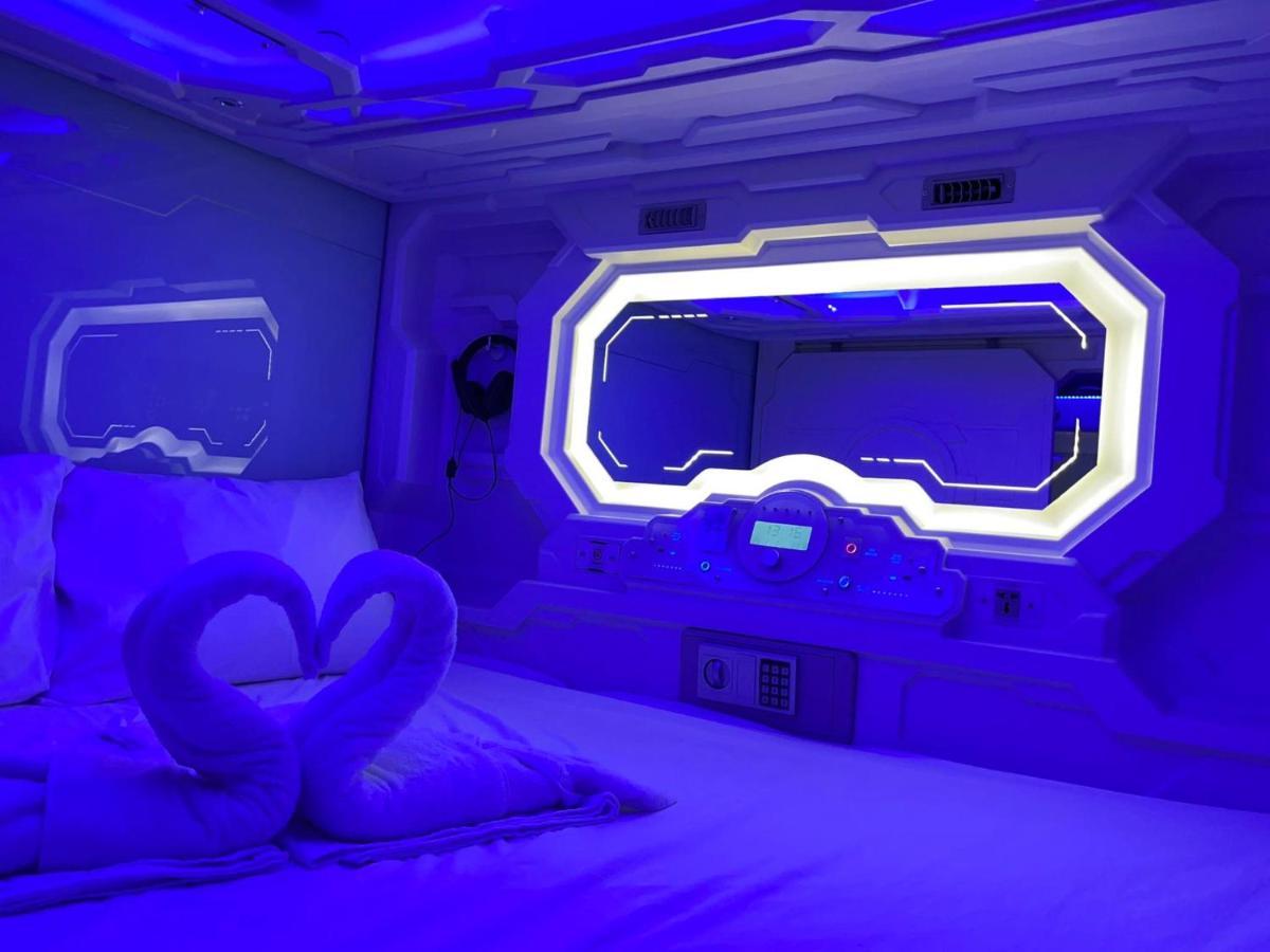 Bmax Spacepods Sleep In Space - 4Mins From Mactan Airport Lapu-Lapu City Exterior foto