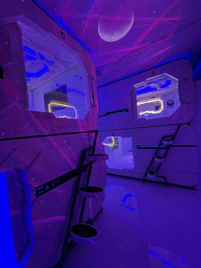 Bmax Spacepods Sleep In Space - 4Mins From Mactan Airport Lapu-Lapu City Exterior foto